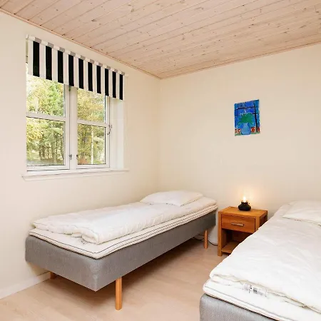 4 Star Holiday In * Laeso