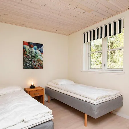 4 Star Holiday In Holiday home *